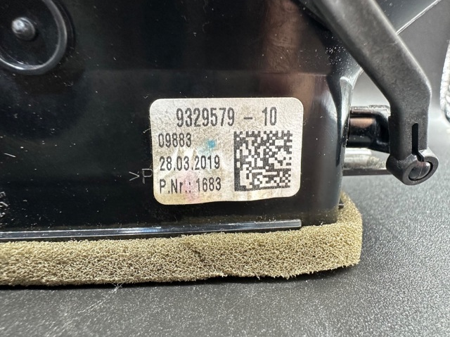 BMW 64229329579 Решетка вентиляции салона на "торпедо" в наличии Тернополь