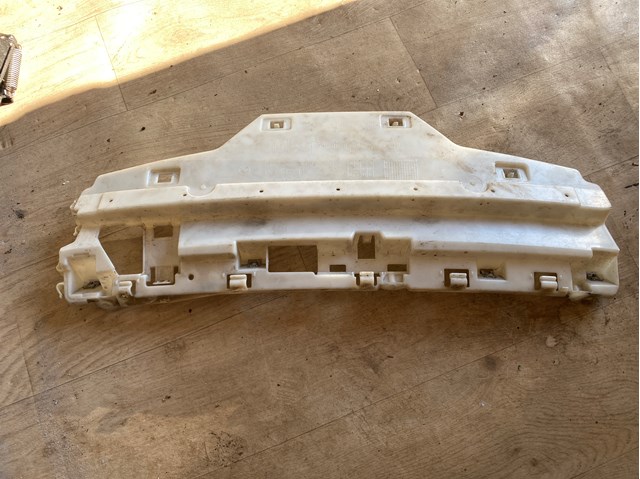 51128054200 BMW Кронштейн бампера заднего центральный купить в Украина