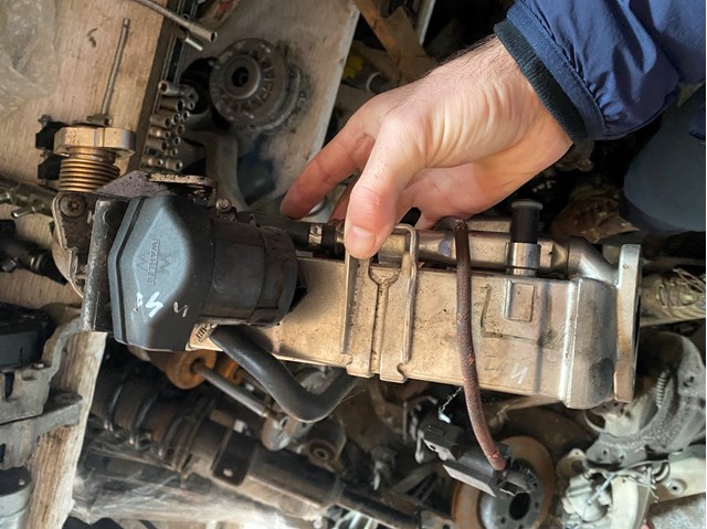8476993 BMW купить в Сумы