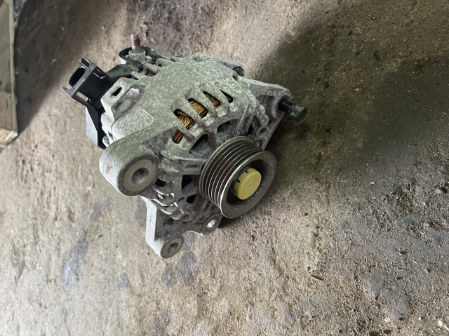 Генератор 373002M317 HYUNDAI