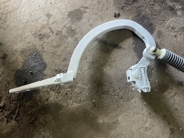 Крепление крышки багажника 41007440698 BMW