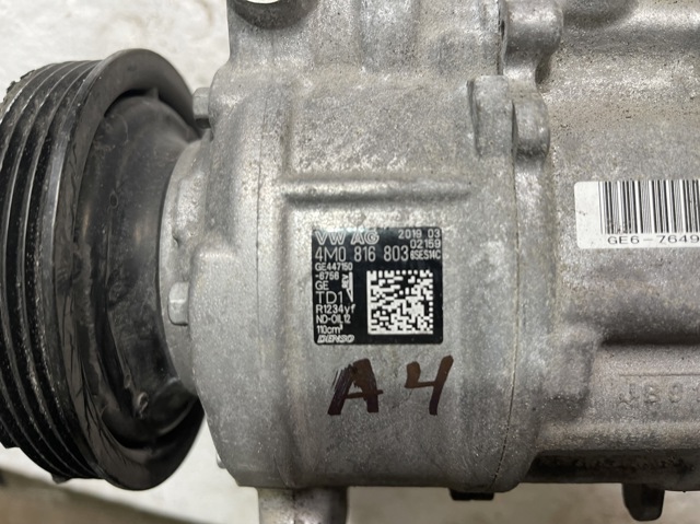 Компрессор хладагента 4M0816803 VAG