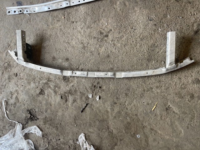51117385290 BMW Усилитель бампера переднего купить в Ужгород