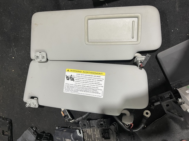 Козырьки 8W0857551AA VAG