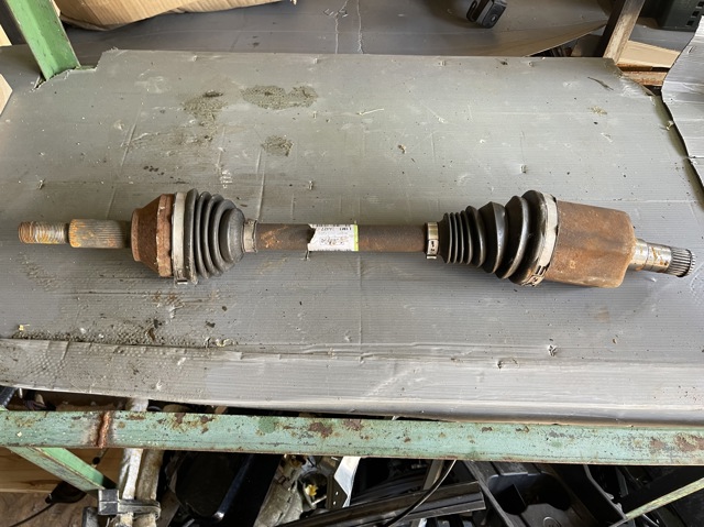 Полуось передняя, правая L1MZ3A428H FORD