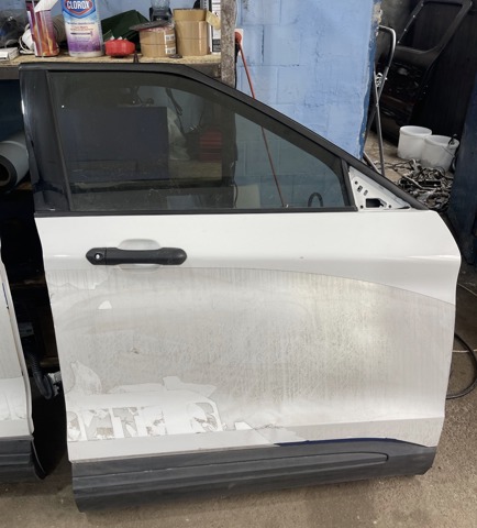 Пассажирская передняя дверь PB5Z7820124A FORD