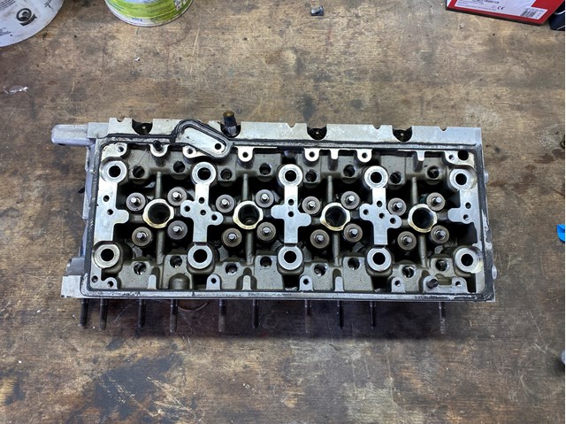 Головка блока цилиндров Фольксваген Гольф ALLTRACK 7