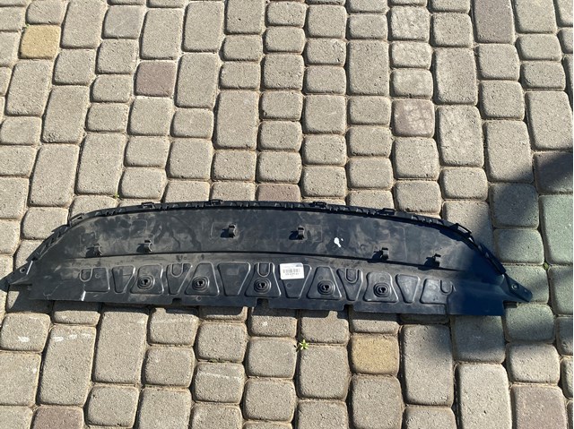 3V0807611 VAG Кронштейн спойлера переднего бампера купить в Одесса