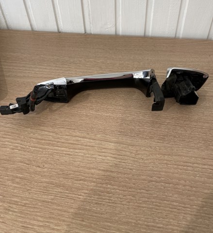 2115450528 MERCEDES купить в Киев