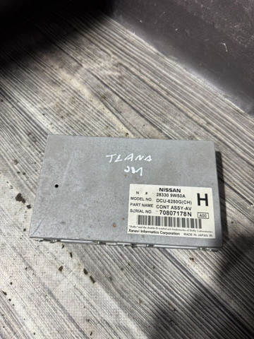 Радиоприемник 283309W50A NISSAN