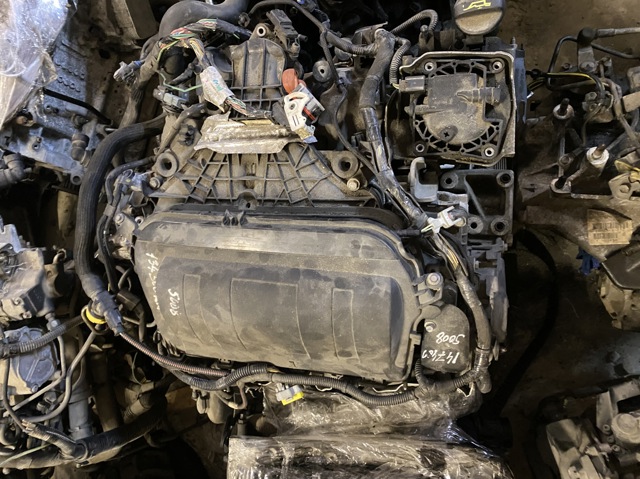 PEUGEOT RHH Двигатель в сборе в наличии Киев