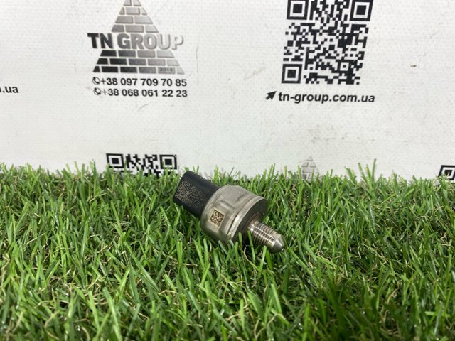 VAG 06L906054C Датчик давления топлива в наличии Ужгород