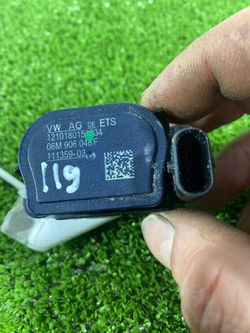 VAG 06M906048F Клапан электромагнитный положения (фаз) распредвала в наличии Кривой Рог