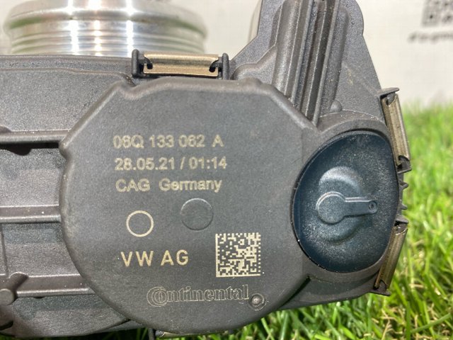 VAG 06Q133062A Дроссельная заслонка в сборе в наличии Запорожье