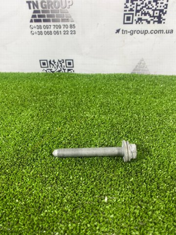 07146885922 Болт крепления переднего рычага купить Ужгород