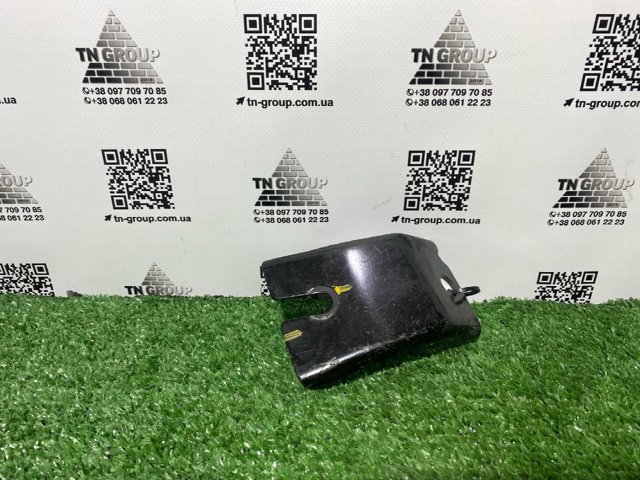 Передняя балка 104452100N TESLA