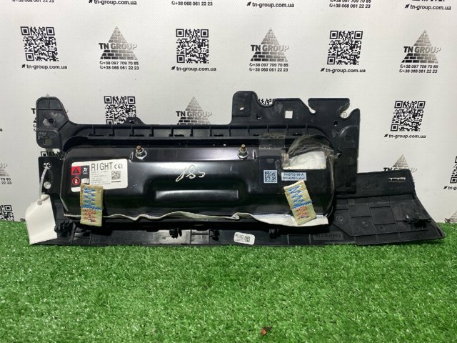 Подушка безопасности (AIRBAG) пассажирская, защиты коленей 107782600D TESLA