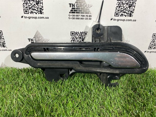 Ручка правой двери наружная 108183200J TESLA