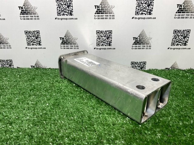 TESLA 110919300B Кронштейн усилителя переднего бампера в наличии Запорожье