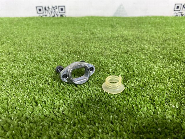 13538642294 BMW Кронштейн крепления форсунки купить в Киев