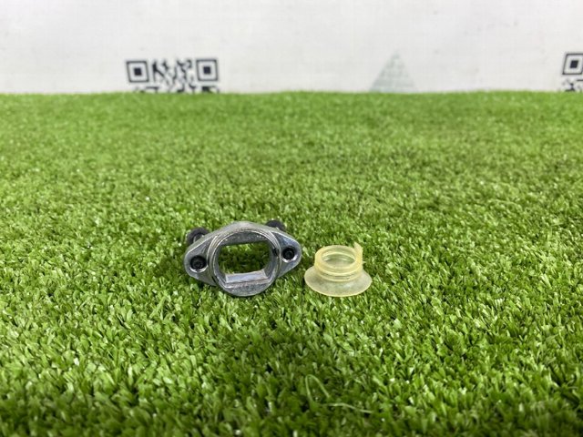 13538642294 BMW Кронштейн крепления форсунки купить в Запорожье
