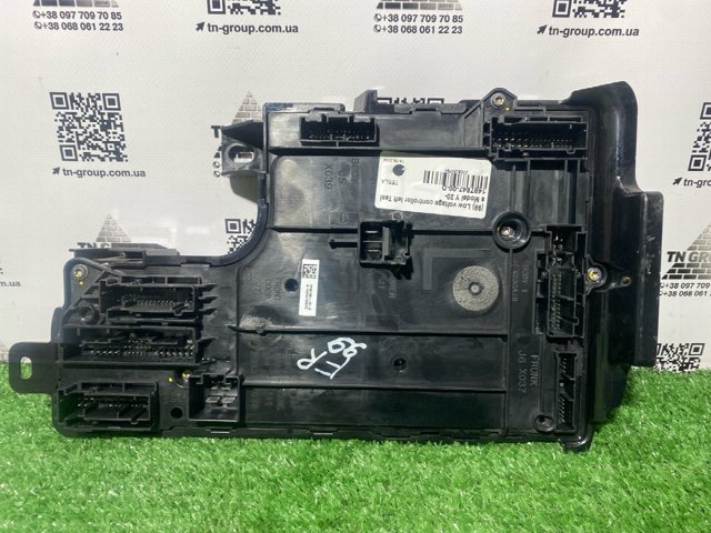 Блок управления комфортом 149784702D TESLA