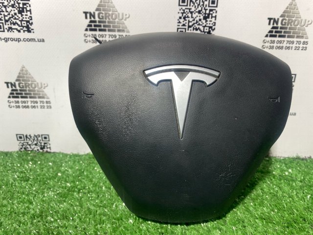 Подушка безопасности водителя 150834700C TESLA