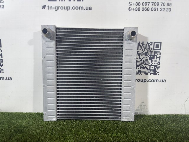 17118620207 BMW Радиатор охлаждения двигателя правый купить в Запорожье