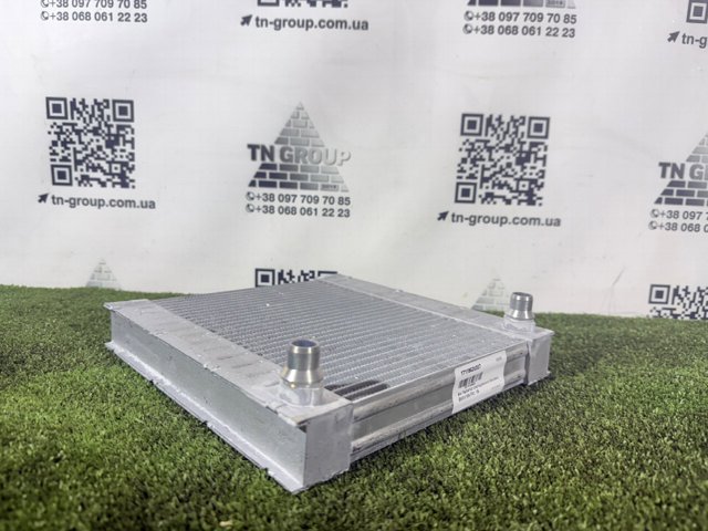 17118620207 Радиатор охлаждения двигателя правый купить Житомир