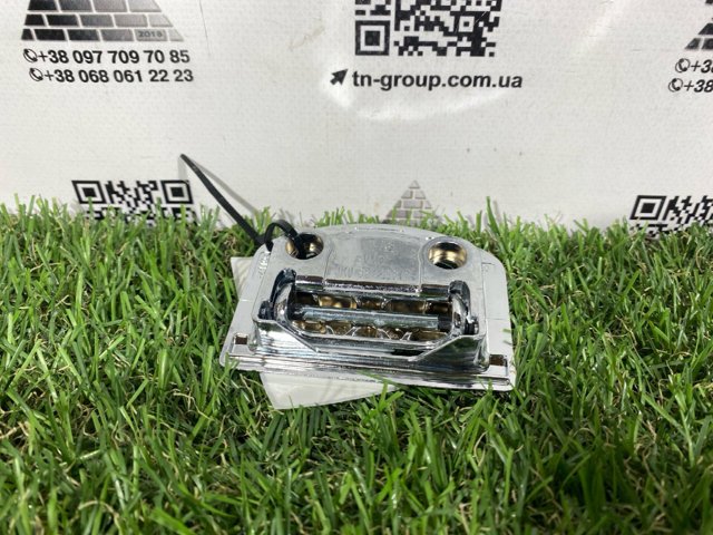VAG 1K0864203C2ZZ Петля крепления груза в наличии Чернигов