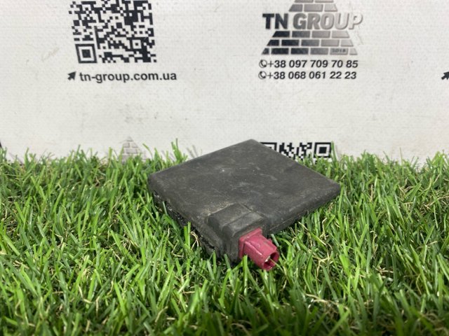 Антенна GPS 3G9035534 VAG
