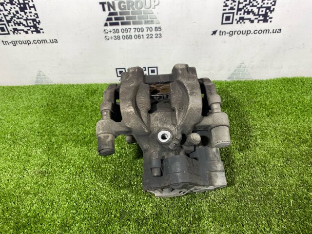Суппорт тормозной задний правый 3Q0615424 VAG