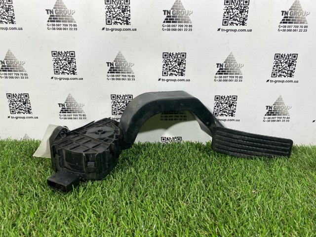 Педали газа 4581652AD CHRYSLER