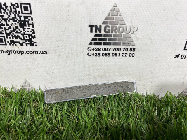 Фирменный значек на багажник 4G08537372ZZ VAG