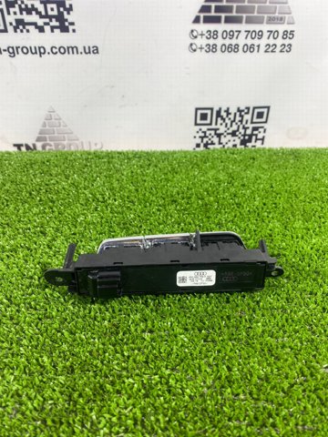 Блок кнопок механизма регулировки сиденья 4K0959769A3Q7 VAG