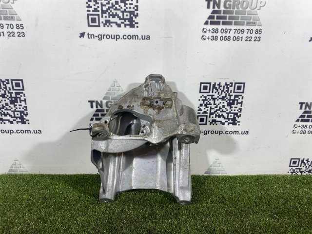 4M0199307CB VAG Кронштейн подушки (опоры) двигателя левой купить в Ирпень