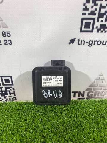 Блок управления системой открывания ворот гаража 4N0907410B VAG