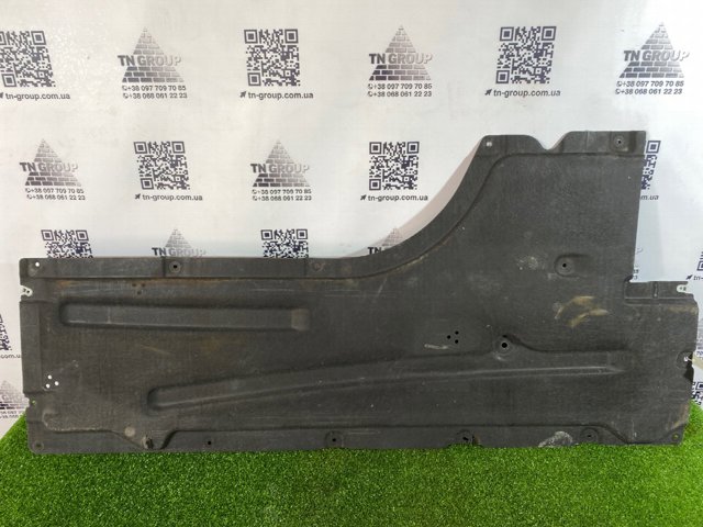 Защита днища, правая 51757340866 BMW