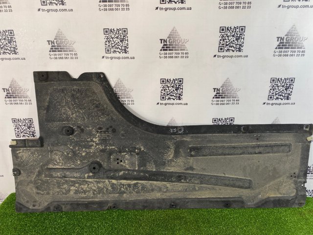 51757340866 BMW Защита днища правая купить в Ирпень