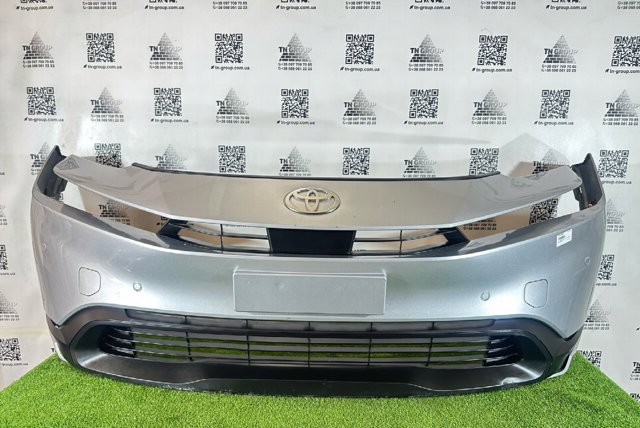 Бампер на авто 5211947999 TOYOTA