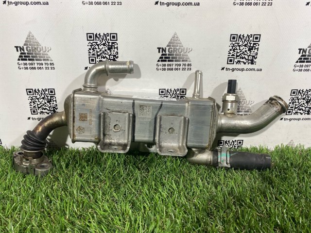 Радиатор системы EGR рециркуляции выхлопных газов 5281409AG CHRYSLER