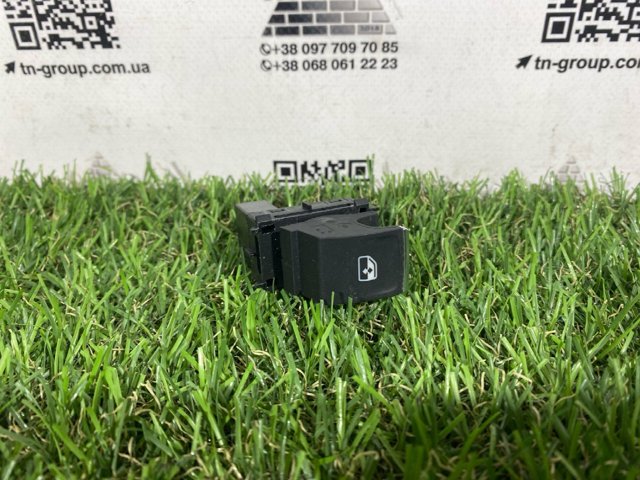Кнопка дворника задняя 5G0959855L VAG