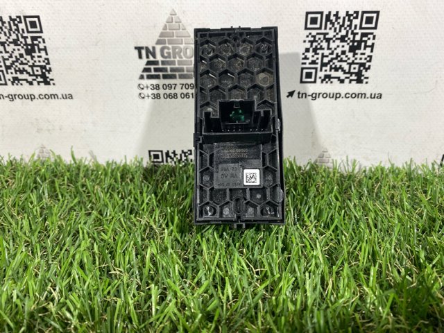 Кнопки переднего левого стеклоподъемника 5G0959857E VAG