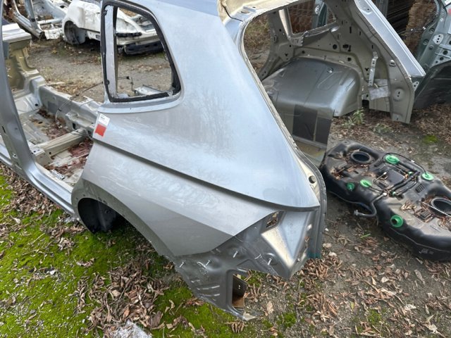 Крыло заднее левое 5NL809843 VAG