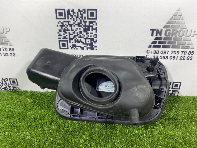 VAG 5NN809857B Корпус заливной горловины топливного бака в наличии Николаев