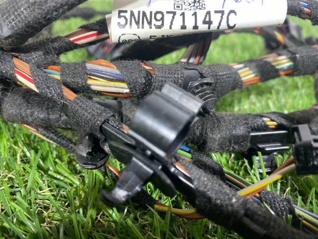 VAG 5NN971147C в наличии Сумы