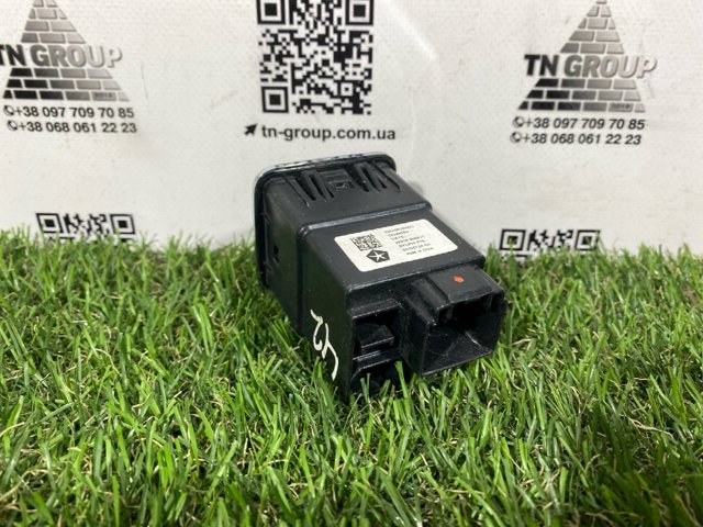 CHRYSLER 5XG28DX9AD USB-разветвитель в наличии Полтава