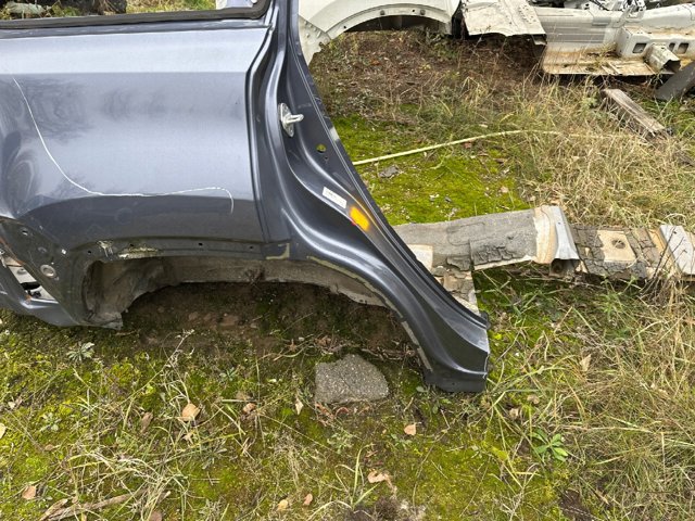 Крыло правое заднее 616110E080 TOYOTA