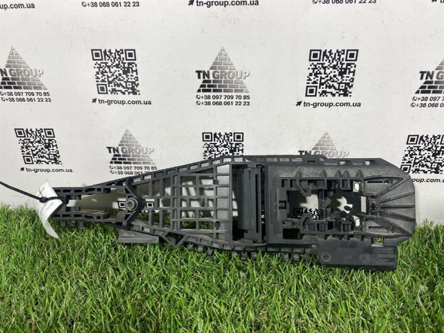 CHRYSLER 68082689AF Держатель наружной ручки двери задней левой в наличии Чернигов