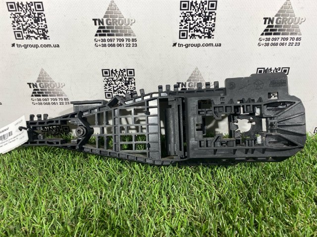 CHRYSLER 68084836AF Держатель наружной ручки двери задней правой в наличии Киев
